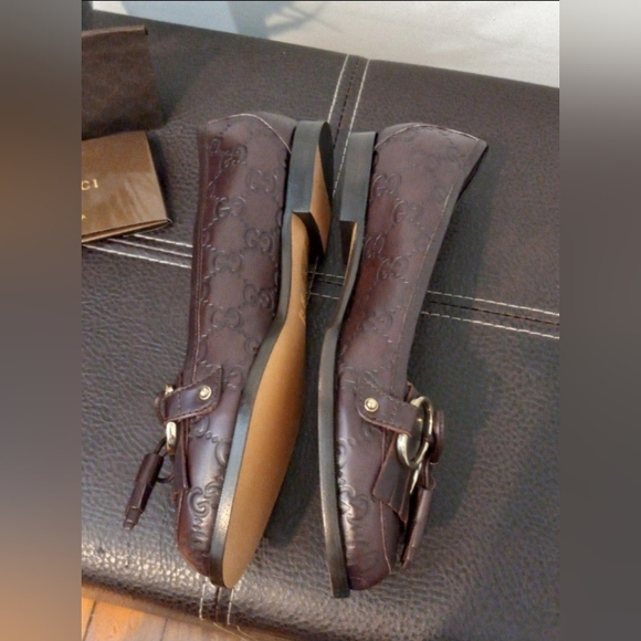 Gucci Loafers - Picture 9 of 11